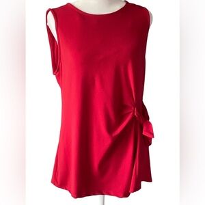 Elle size S stretch red top